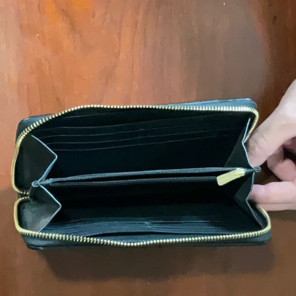 Coach Wallet - Picture 5 of 6